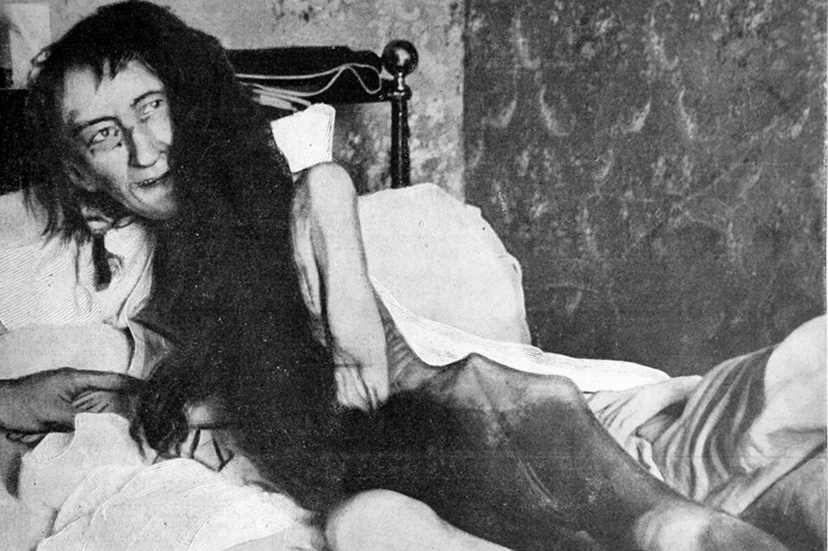 Мать-маньячка заперла родную дочь в комнате на 25 лет: ужасная история