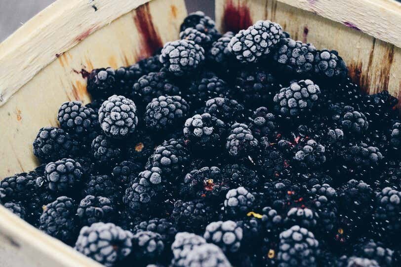 Полезный совет: как быстро разморозить мясо, ягоды, овощи или рыбу