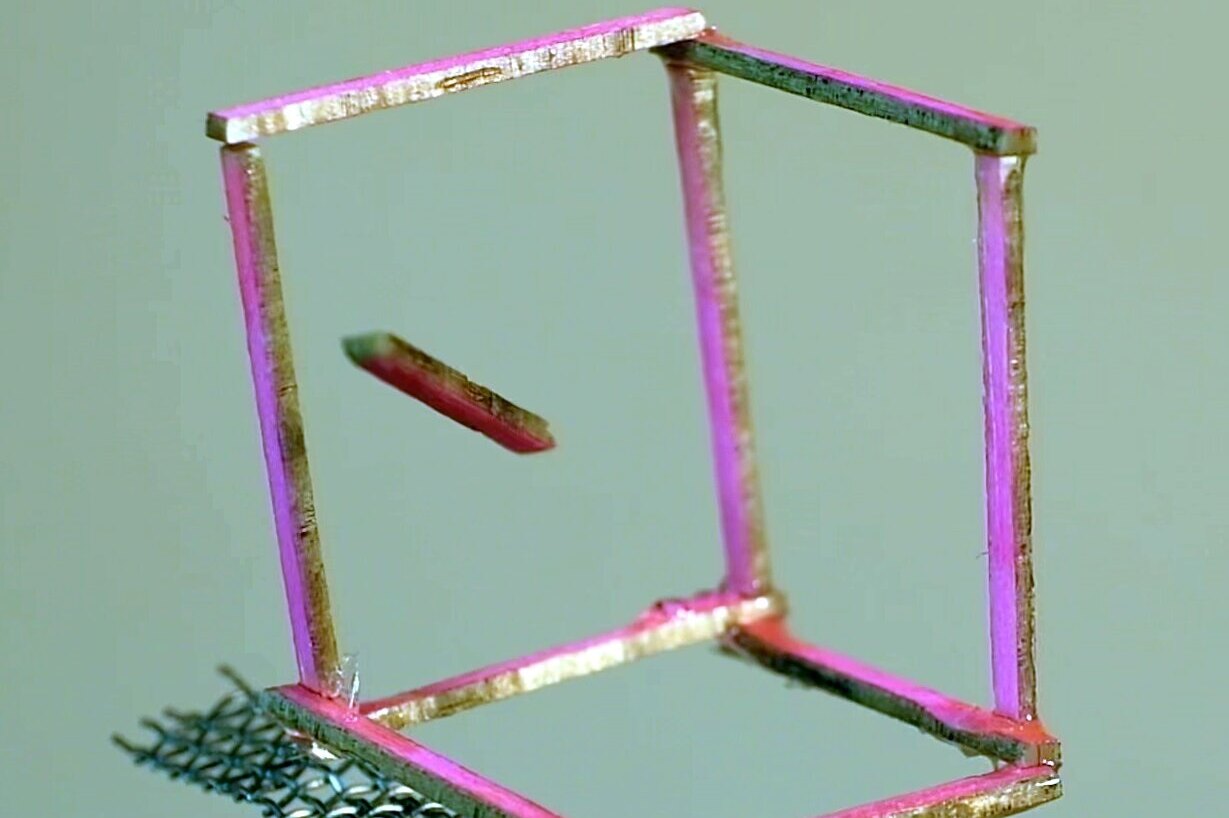Акустическая левитация позволяет создавать 3D-конструкции к ним не прикасаясь