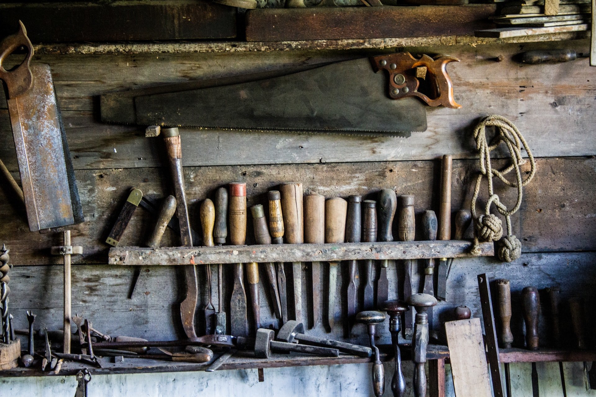 Как восстановить старые инструменты, чтобы они выглядели как новые: простые лайфхаки
