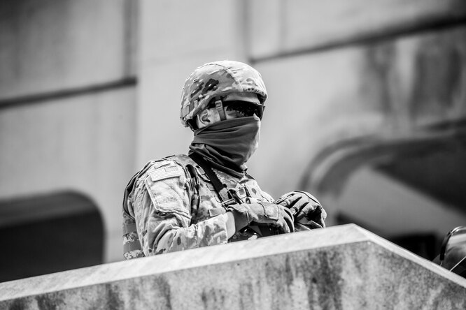 Американские военные вступили в новую войну. На этот раз против COVID-19 Американские военные вступили в новую войну. На этот раз против COVID-19