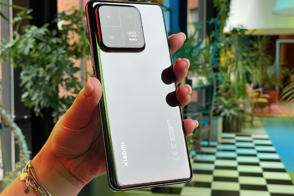 Обзор Xiaomi 13 Pro: гений мобильной фотографии