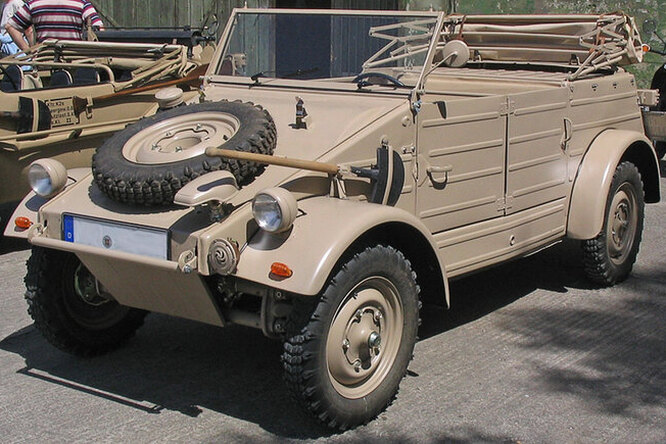Volkswagen Type 82: легендарный внедорожник времен Второй мировой войны
