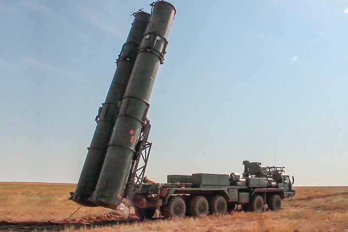 Кто заказывает С-500 у России и почему это ПВО так популярно
