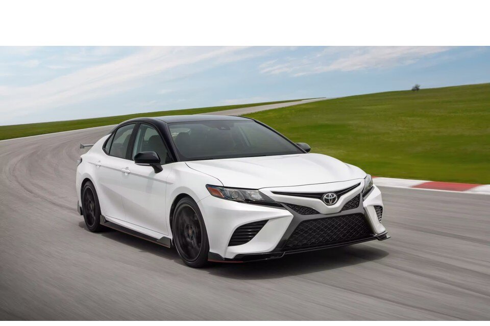 Гудбай Camry: модель уходит в историю, начиная с японского рынка