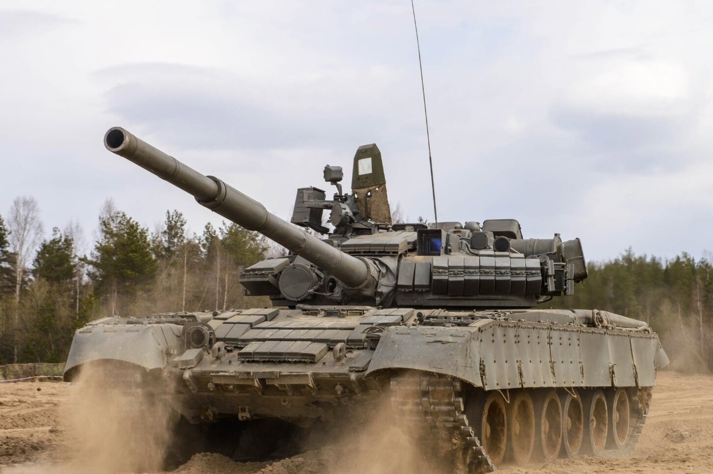 Может ли современный танк сам выбраться из грязи: отвечают эксперты