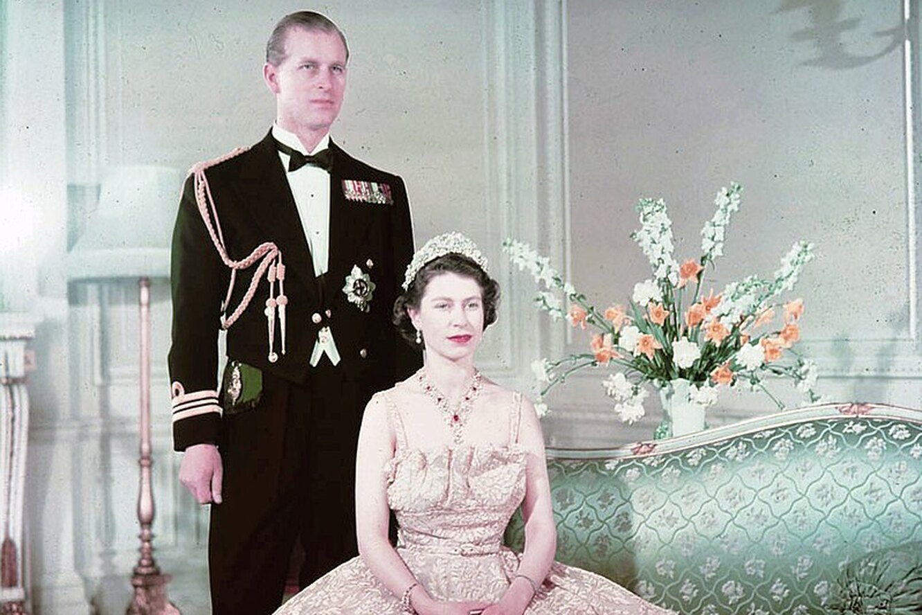 Принц Филипп отказался от титула, чтобы жениться на королеве: любопытные факты из жизни герцога Эдинбургского
