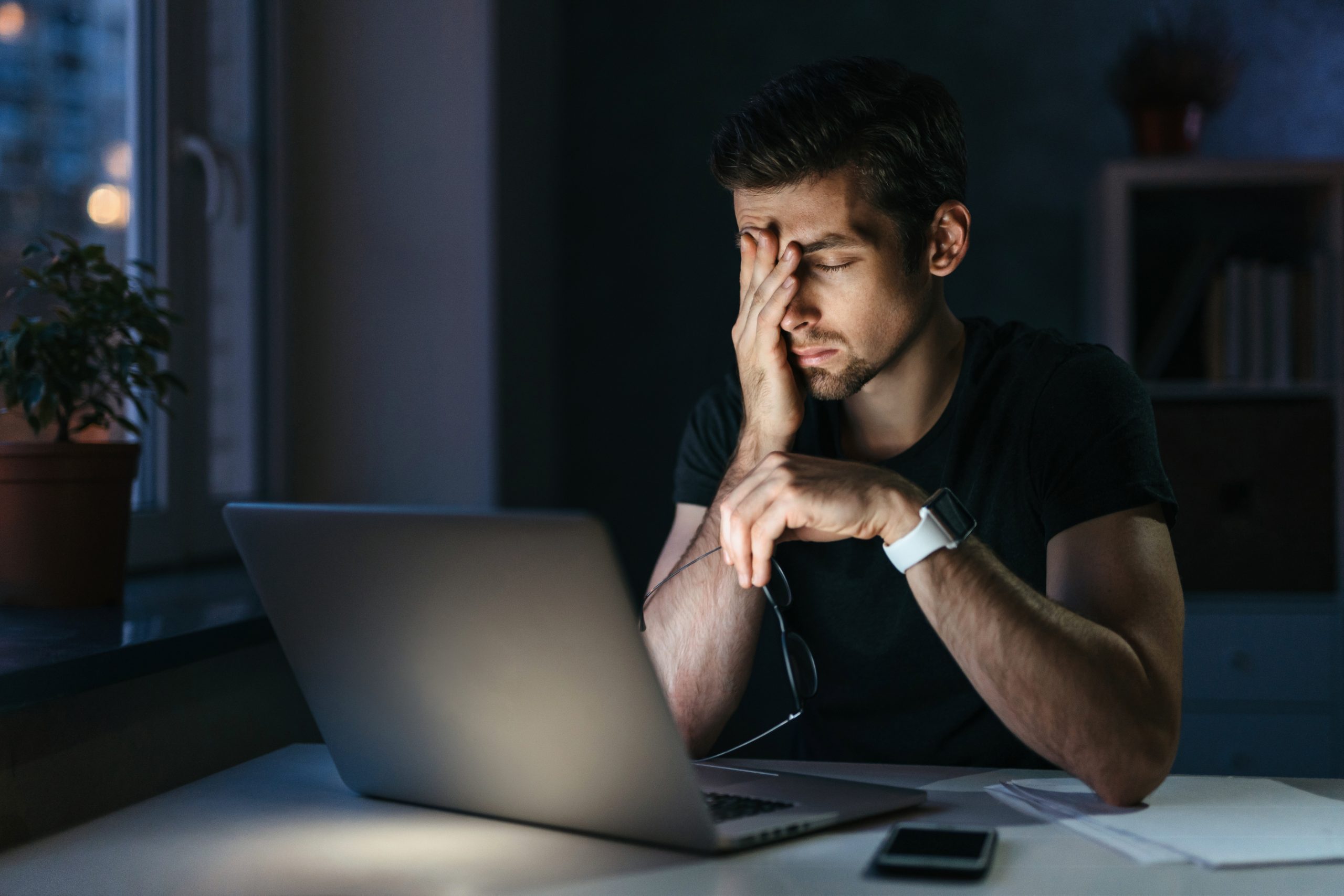 Как снять напряжение глаз во время работы за компьютером: 7 рабочих советов