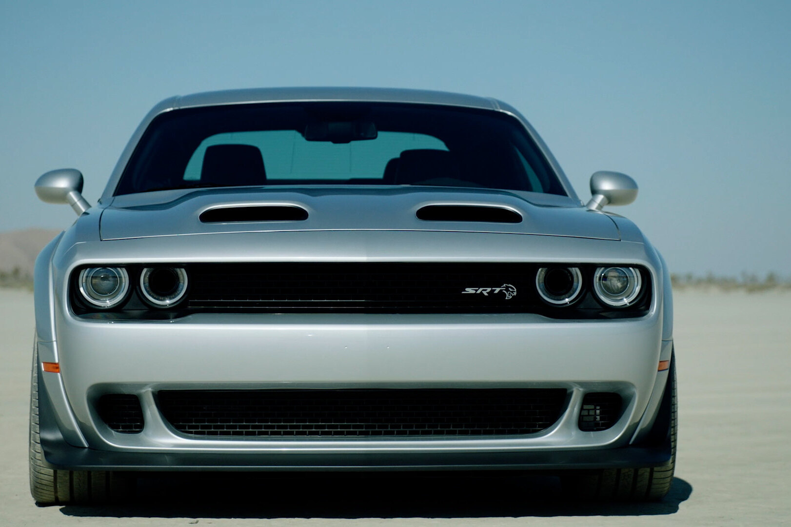 Dodge Challenger уходит после 50 лет на конвейере. Сравниваем первое и последнее поколения