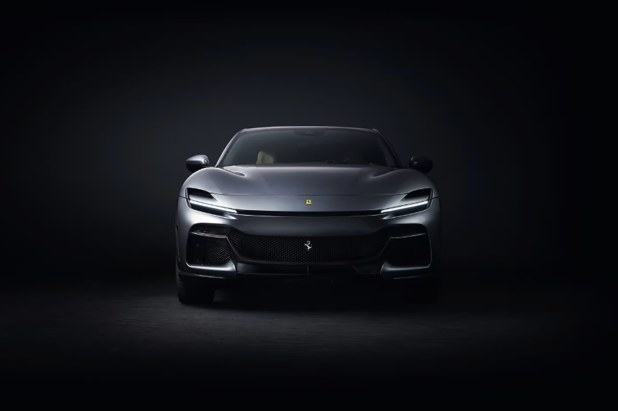 Ferrari показала конкурента Urus четырехместный Purosangue с дверями самоубийц