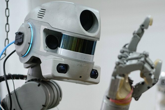 Российский робот-аватар сменил имя перед полетом на МКС