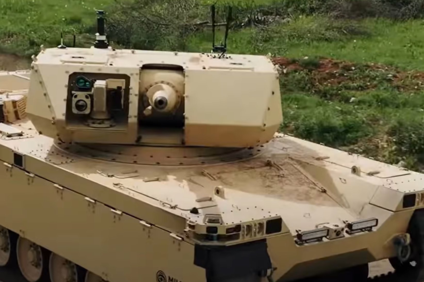 Испытания современных роботизированных танков НАТО: выезд на полигон