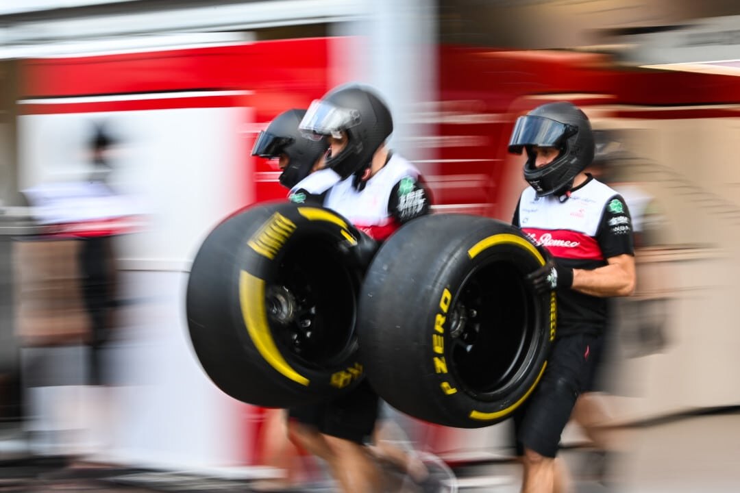 Сколько стоят гоночные шины для Формулы-1: вас удивят эти 5 фактов