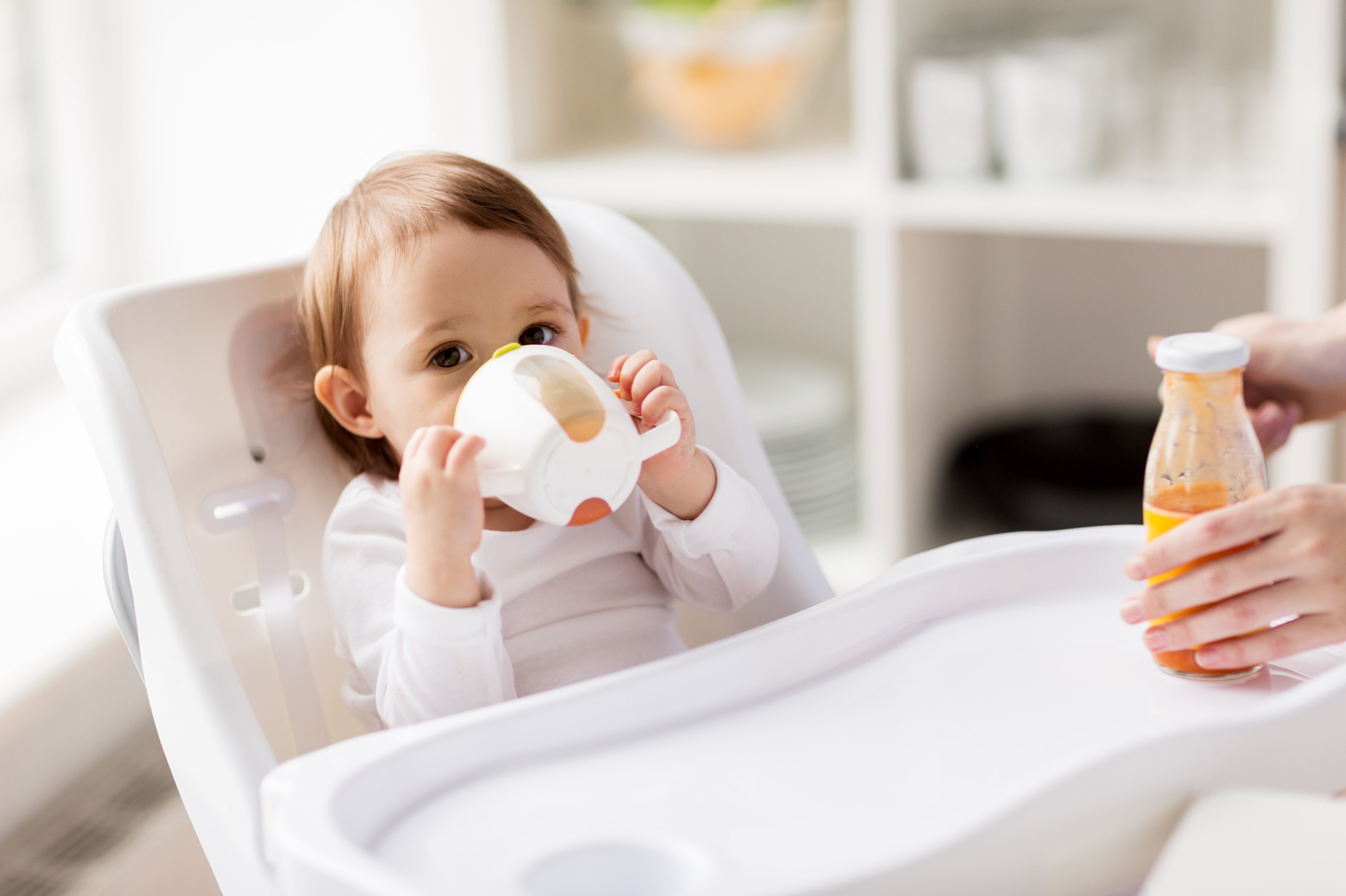 Почему питьевая вода опасна для младенцев