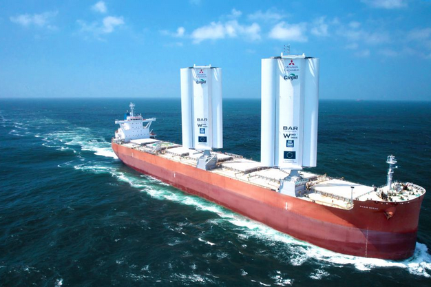 Брызги шампанского: парусный сухогруз Pyxis Ocean отправился в свой первый рейс