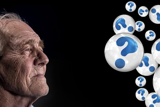 Срочно откажитесь от этих привычек! 8 опасных занятий, которые повышают риск деменции