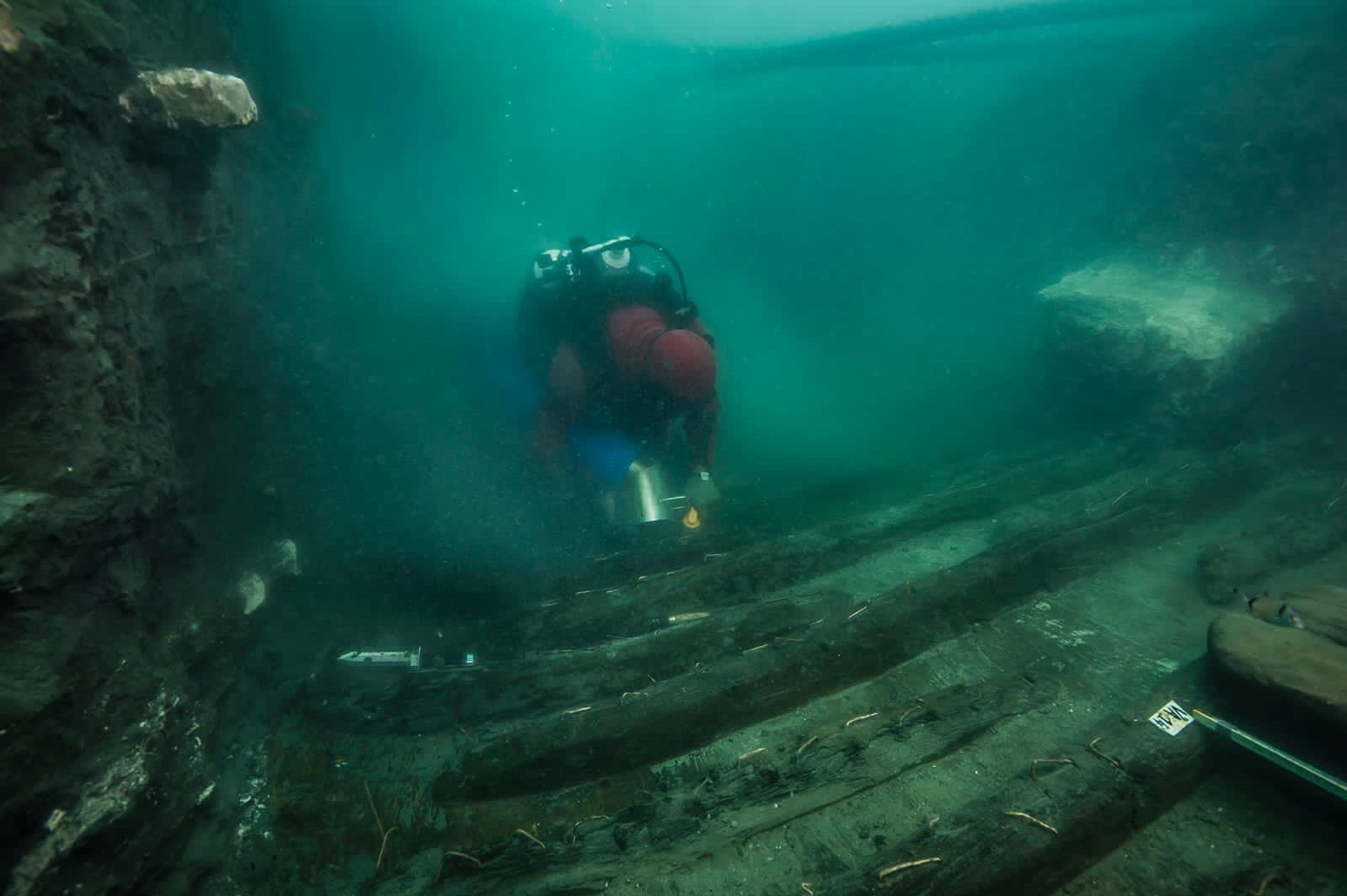 В заливе Абу-Кир, недалеко от Александрии, обнаружен древний затонувший корабль, полный сокровищ