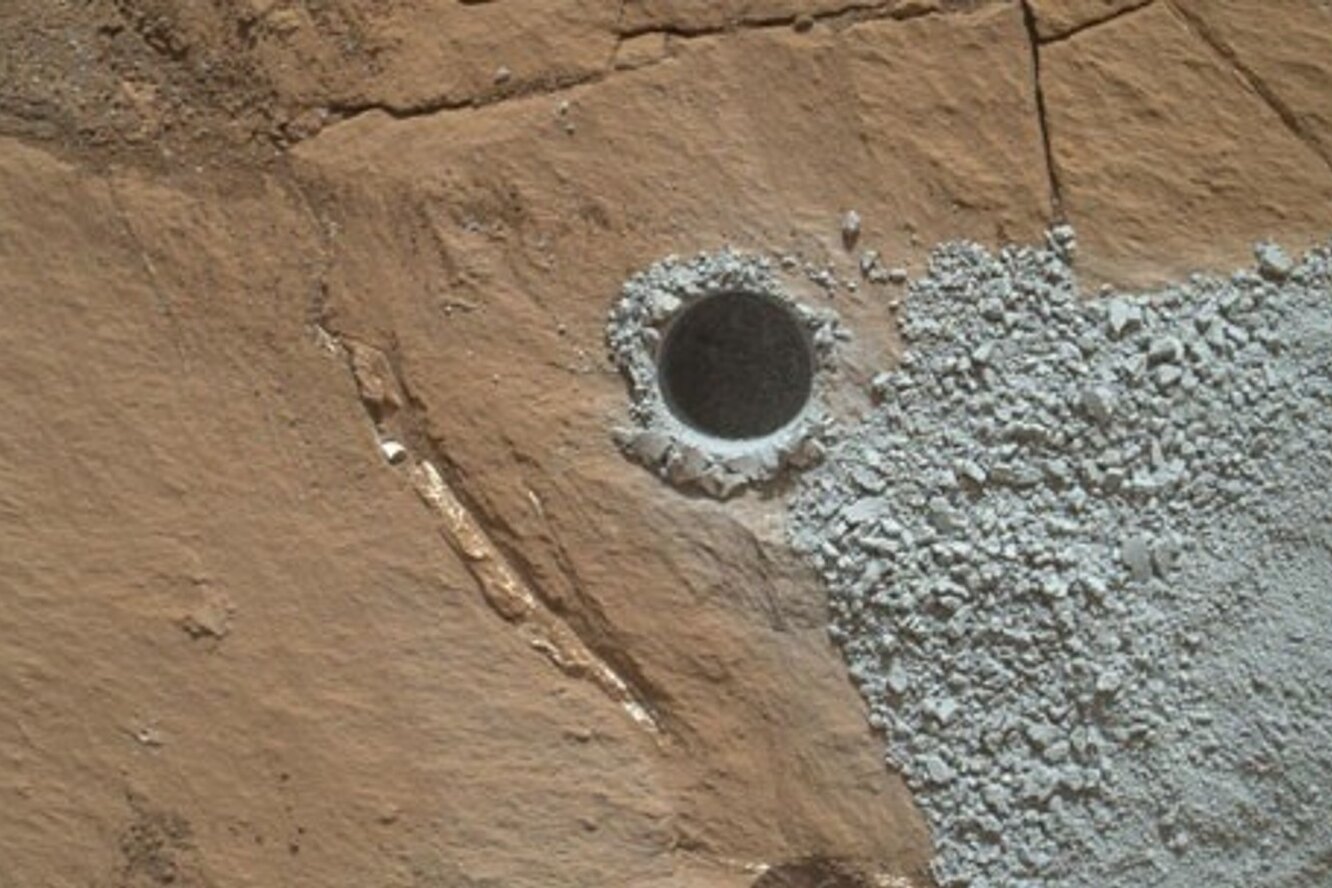 Редчайший минерал, найденный на Марсе, поставил ученых в тупик. Возможно, ему больше трех миллиардов лет
