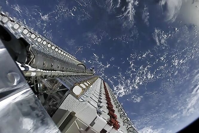 Компания SpaceX отправила пользователям 100 тысяч терминалов Starlink. Главные новости за 24 августа Компания SpaceX отправила пользователям 100 тысяч терминалов Starlink. Главные новости за 24 августа