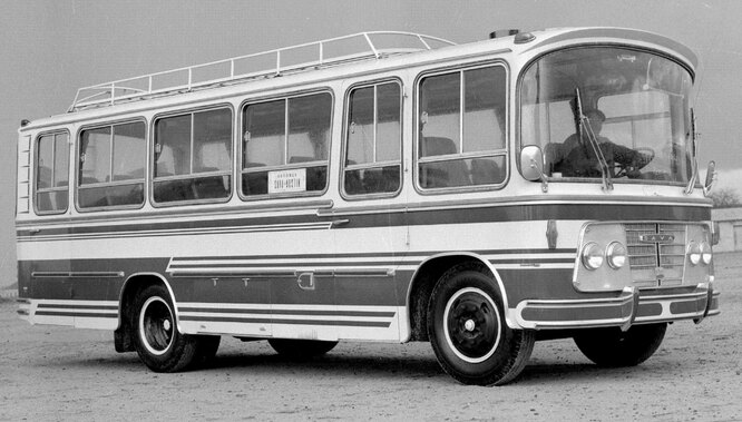 Sava. Фирма производила коммерческие фургоны и автобусы с 1957 до 1969 года. Бренд был куплен и впоследствии ликвидирован компанией Pegaso.