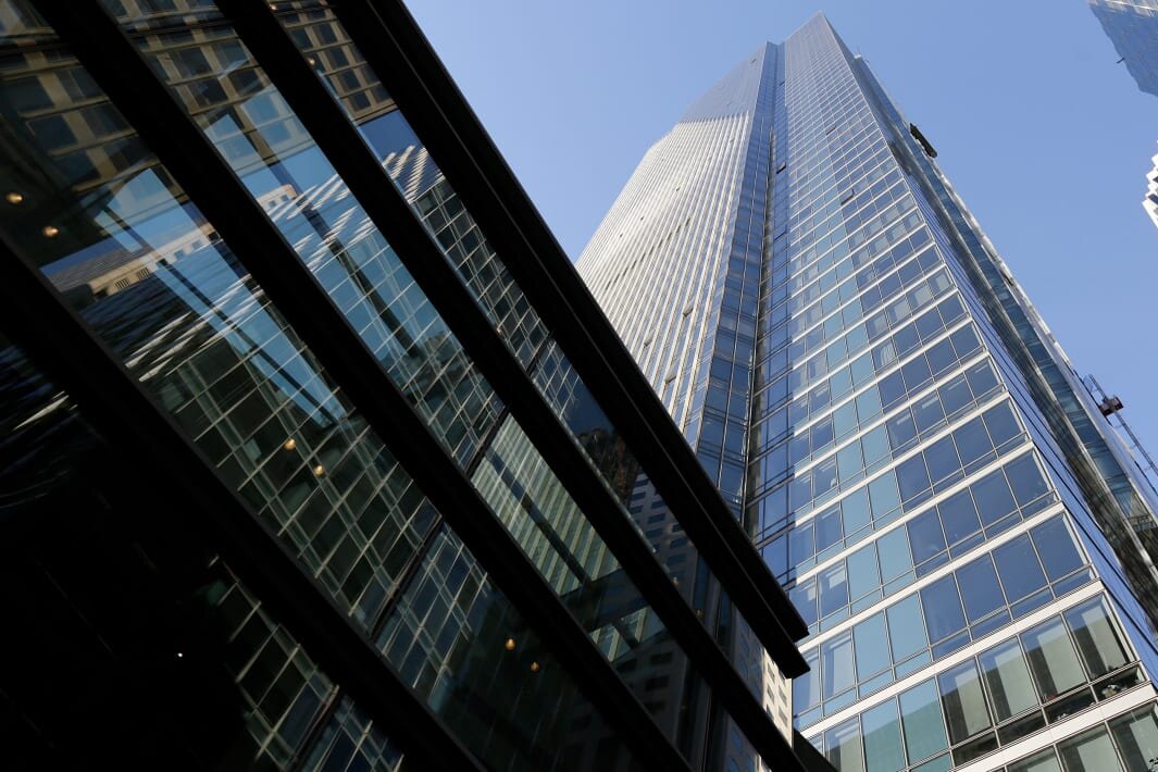 Пизанская башня по-американски: история Millennium Tower &mdash небоскреба, который постепенно склоняется к земле