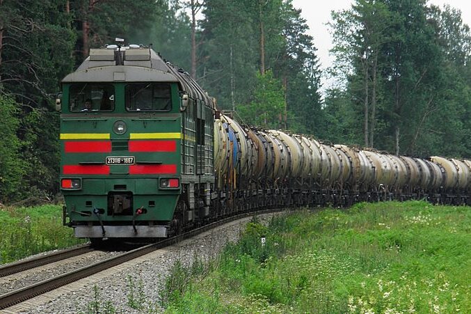 А теперь все вместе: как поезд тормозит сразу всеми вагонами