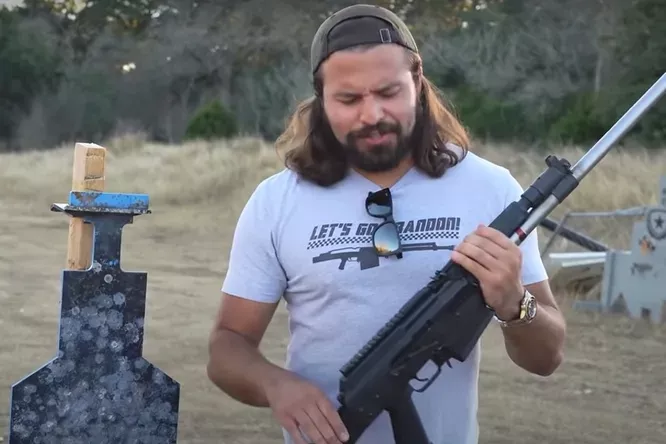 Выстрел из дробовика калибром .50 BMG: видео