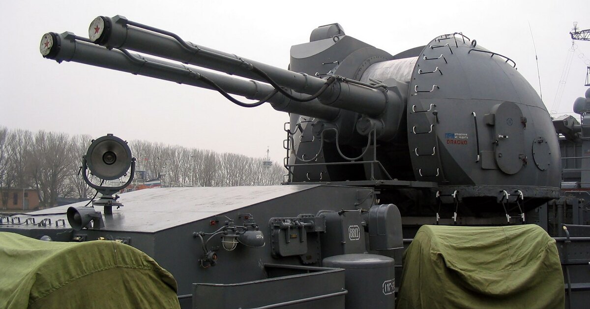 Российская пушка-пулемет АК-130: за что американцы признали ее лучшей в своем роде