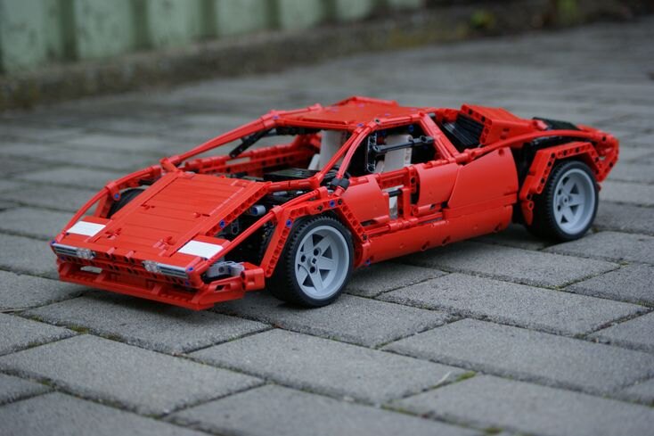 Смотрится круто! 10 машин, которые идеально подходят для LEGO