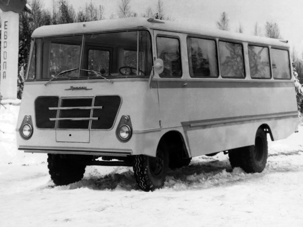 Забытое наследие СССР: завод автобусов Уралец