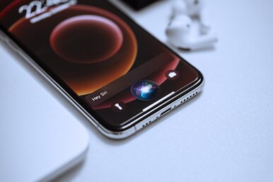 Новый скандал Apple: Siri тайно записывала разговоры пользователей