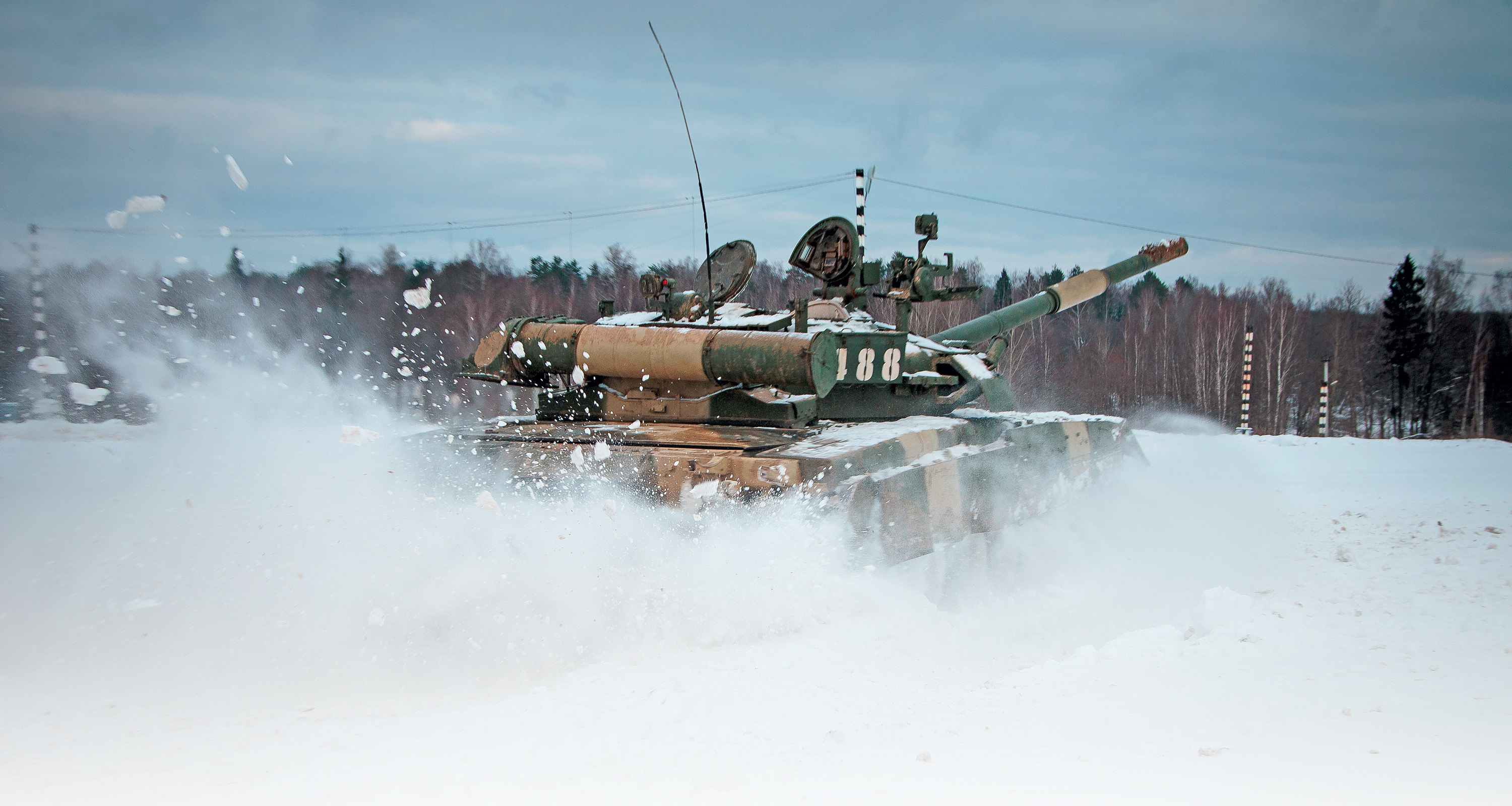 Мощный газотурбинный танк Т-80У: испытание снегом и мнение эксперта