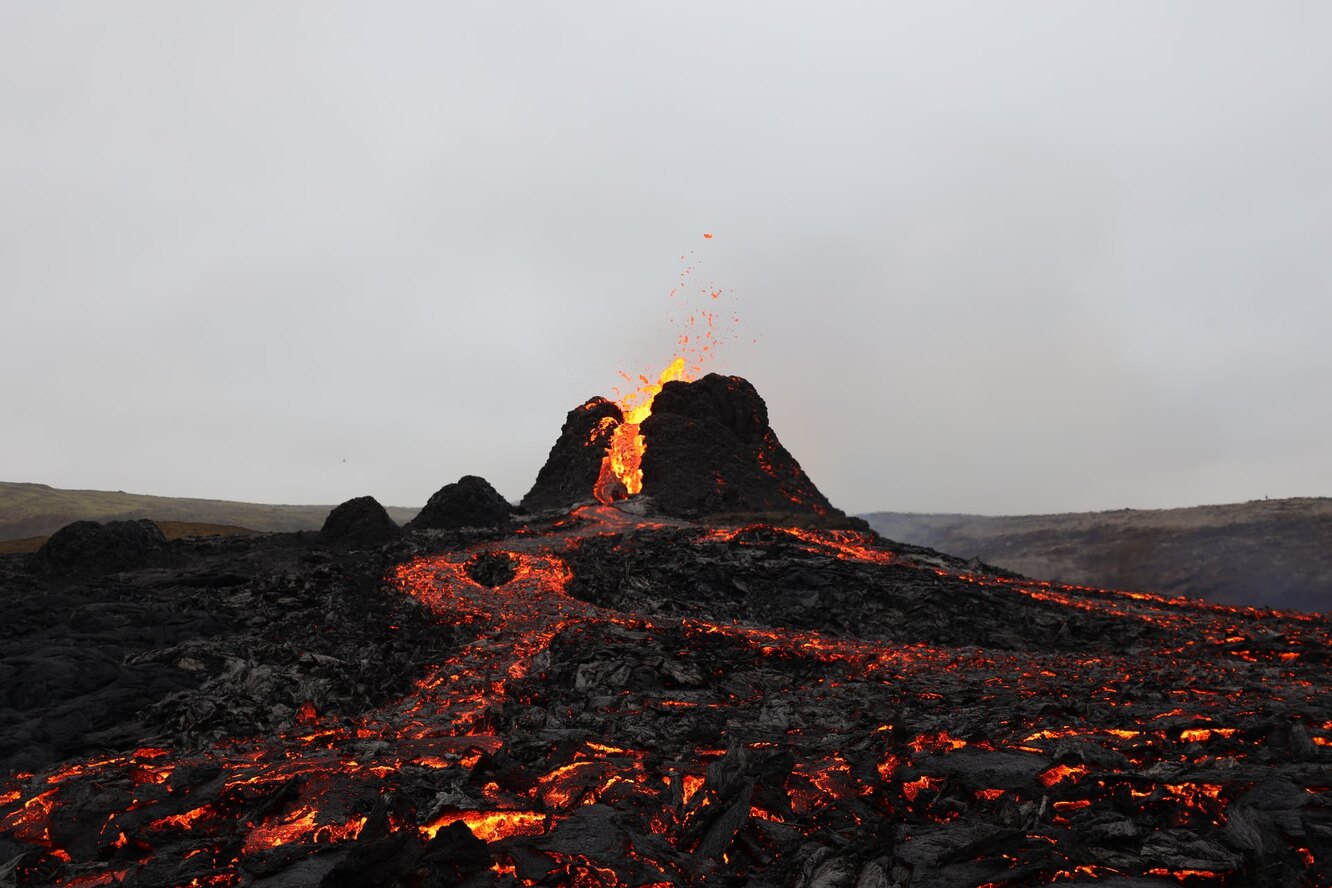 Интересные факты о вулканах: что нам известно об удивительных 