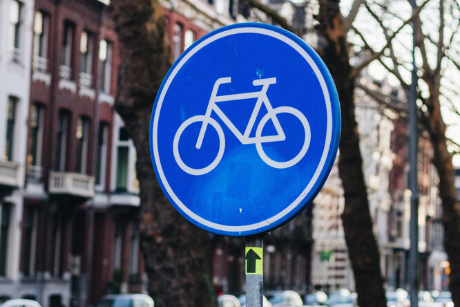 49% водителей так и не получили права из-за этого спорного вопроса на ПДД: решите одну из самых сложных задач от ГИБДД