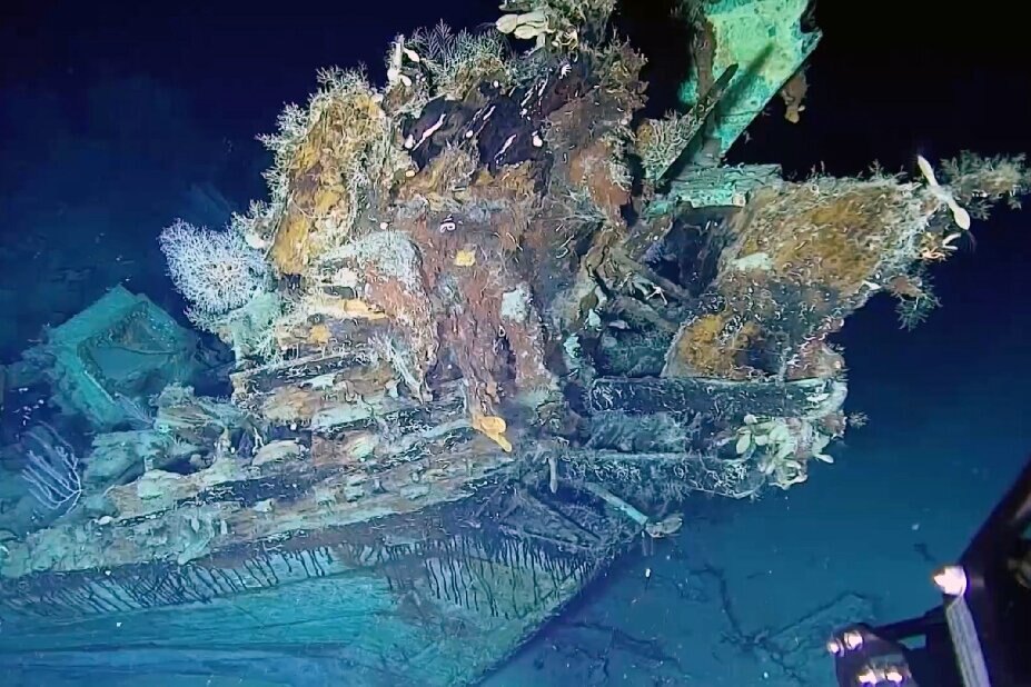 Уникальные кадры: Колумбия показала затонувший 300 лет назад корабль, который унес на дно настоящие сокровища