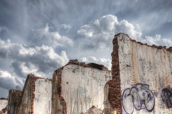 Зона отчуждения: как выглядят реальные последствия Чернобыльской катастрофы