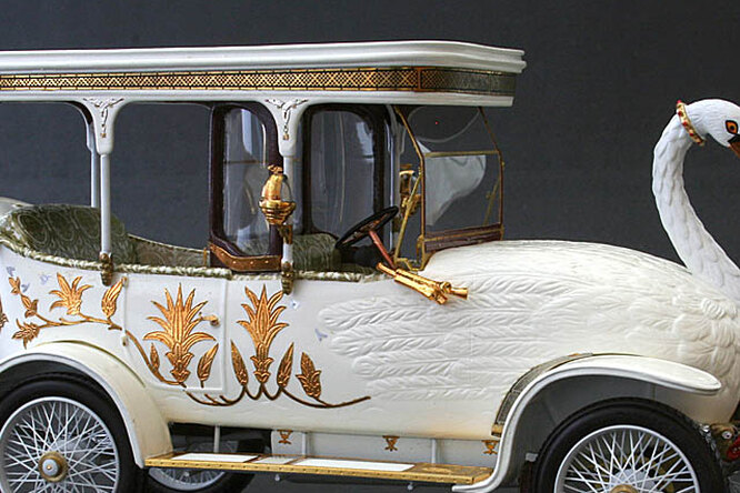 Автомобиль-лебедь: Brooke 25/30HP Swan Car