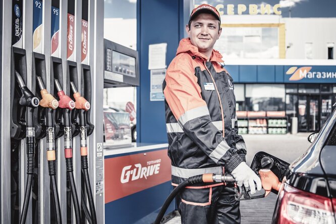 Как выбрать АЗС с лучшим бензином и без контрафакта?